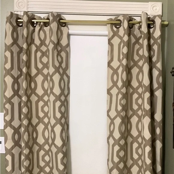 4pairs 84x37 panels drapery